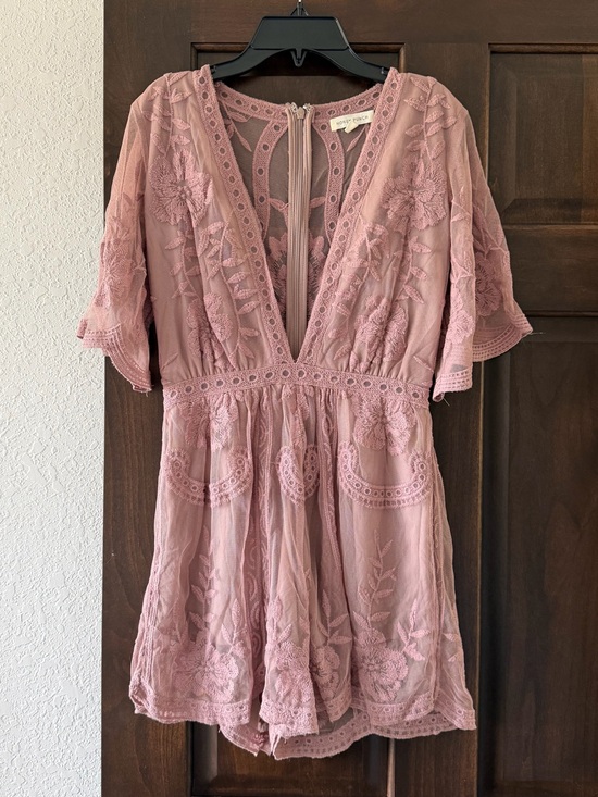 Honey Punch Pants - Honey Punch Mauve Pink Lace Romper
